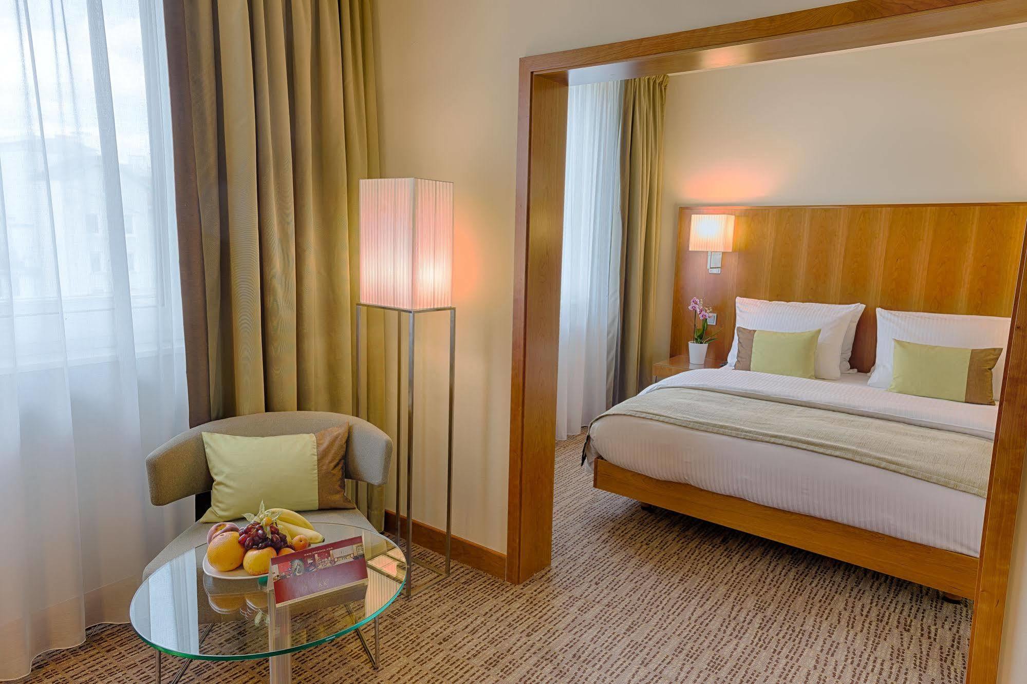 K+K Hotel Am Harras Monachium Zewnętrze zdjęcie